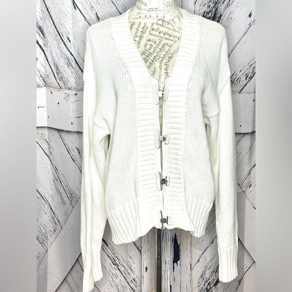 Chico’s Cardigan Sweater Cotton Metal Clasps Size 3 (14-16)